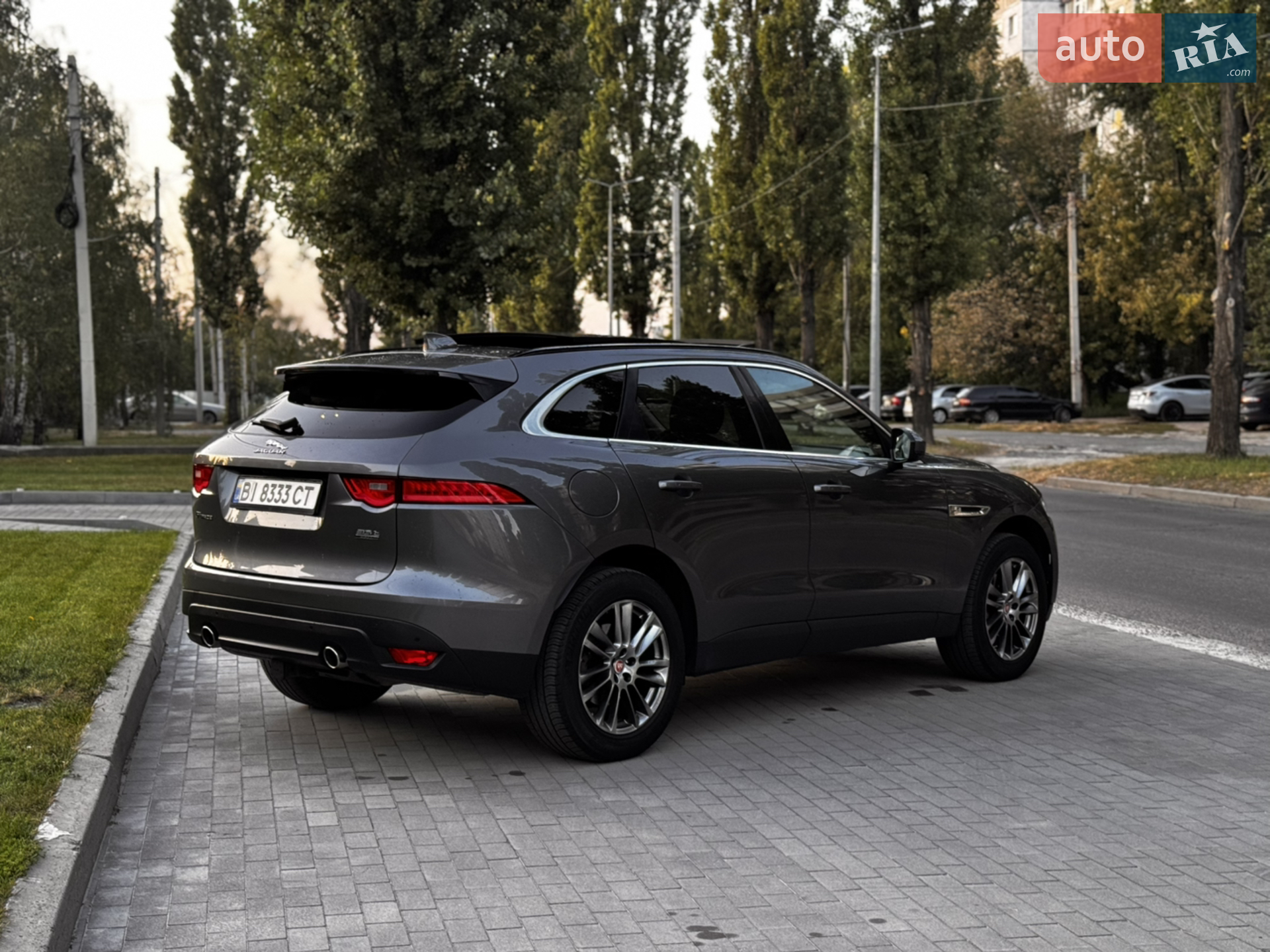 2017 Jaguar F-Pace - мініатюра 17