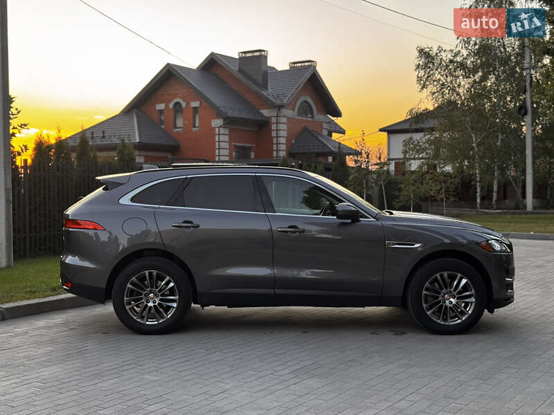 Позашляховик / Кросовер Jaguar F-Pace 2017 в Кременчуці