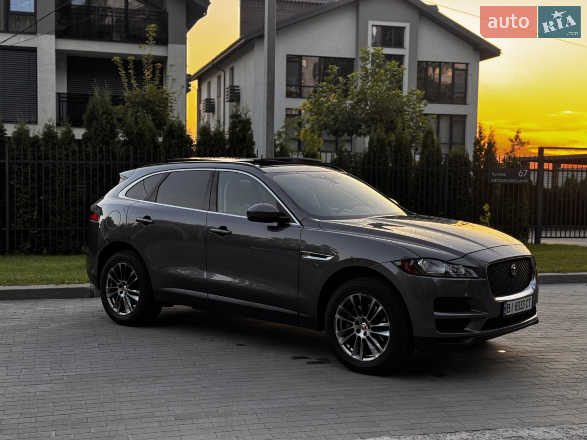 2017 Jaguar F-Pace - мініатюра 29