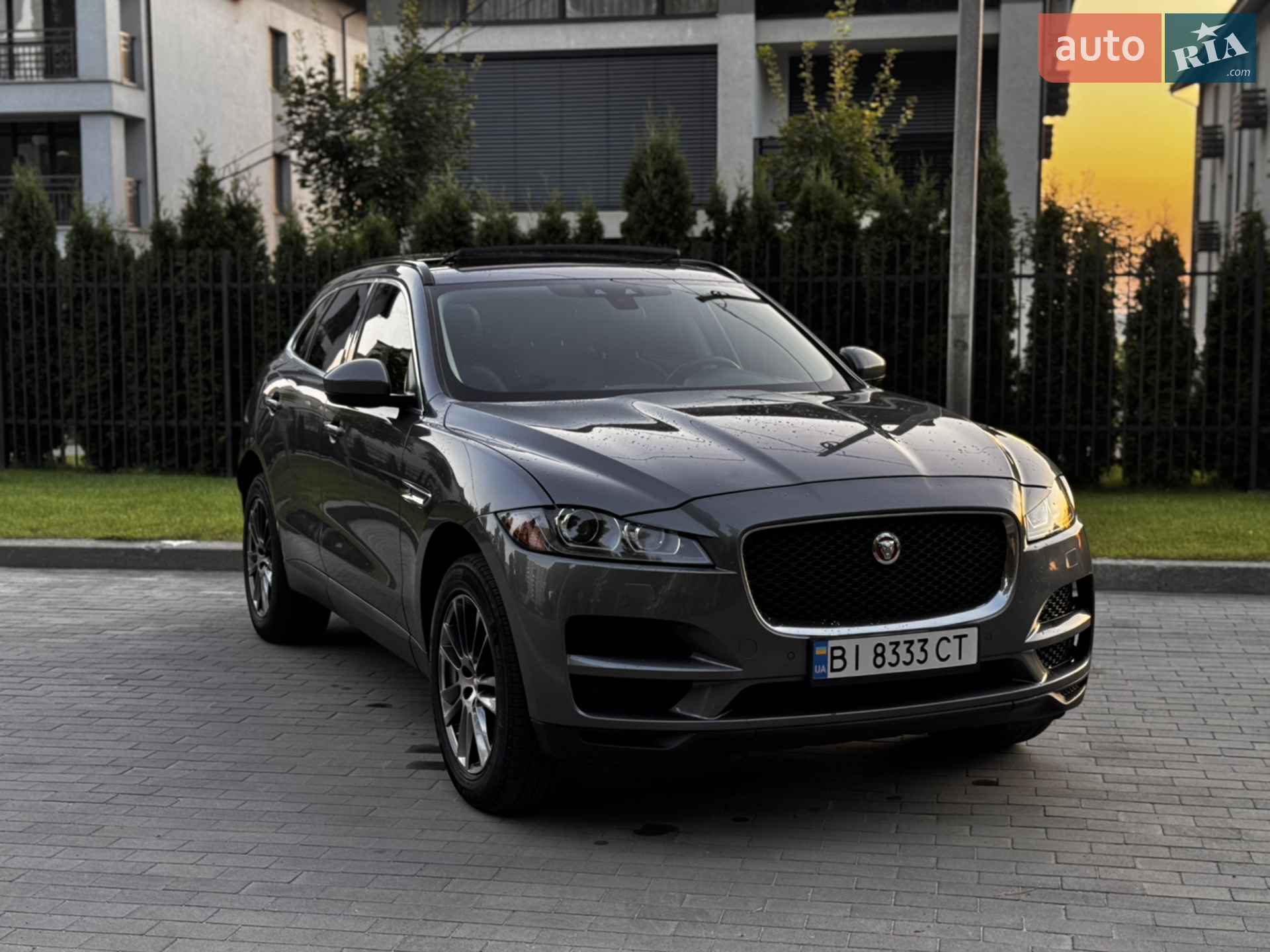 2017 Jaguar F-Pace - мініатюра 27