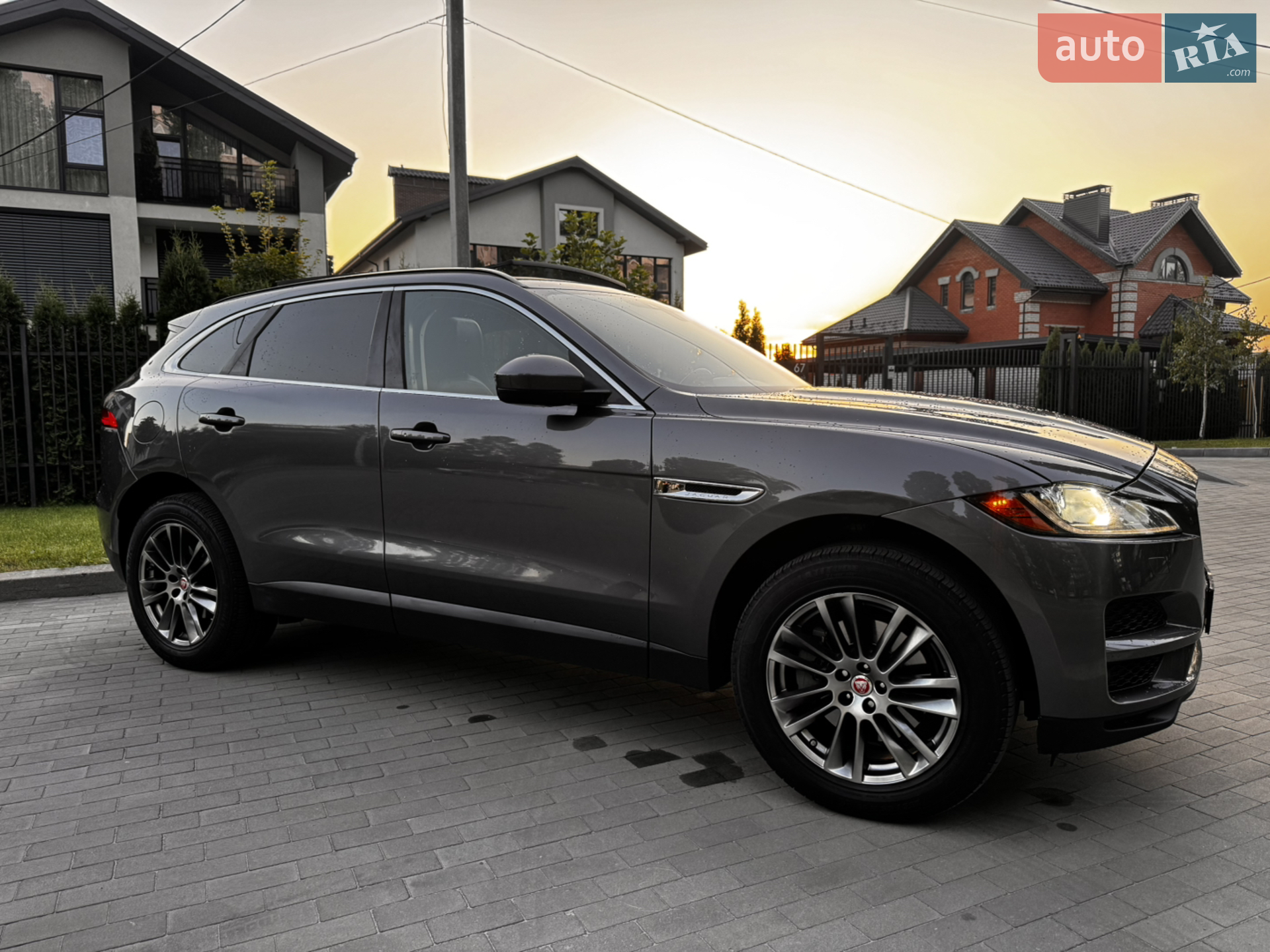 2017 Jaguar F-Pace - мініатюра 51