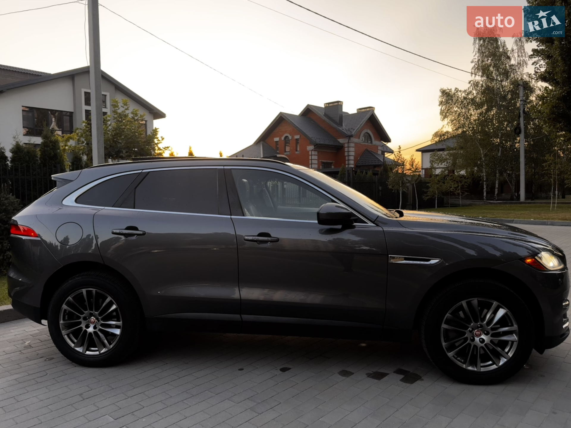 2017 Jaguar F-Pace - мініатюра 59