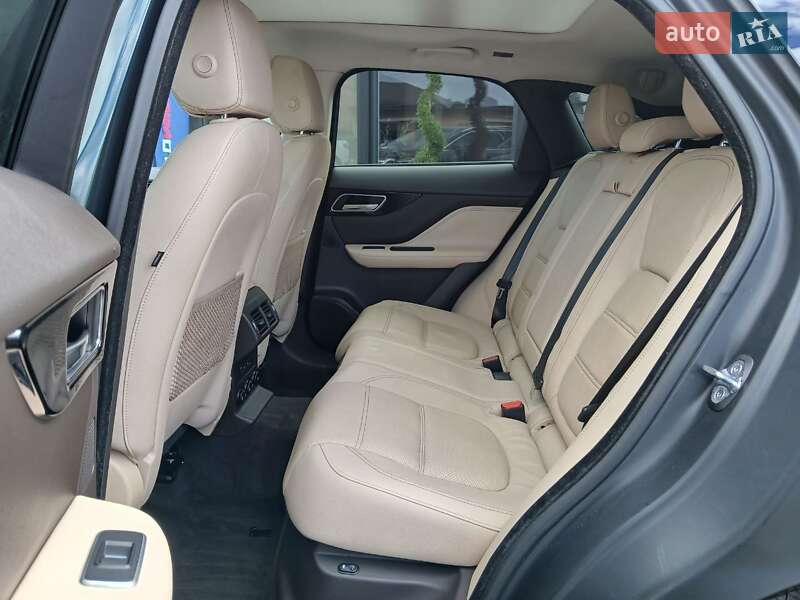 Внедорожник / Кроссовер Jaguar F-Pace 2018 в Луцке