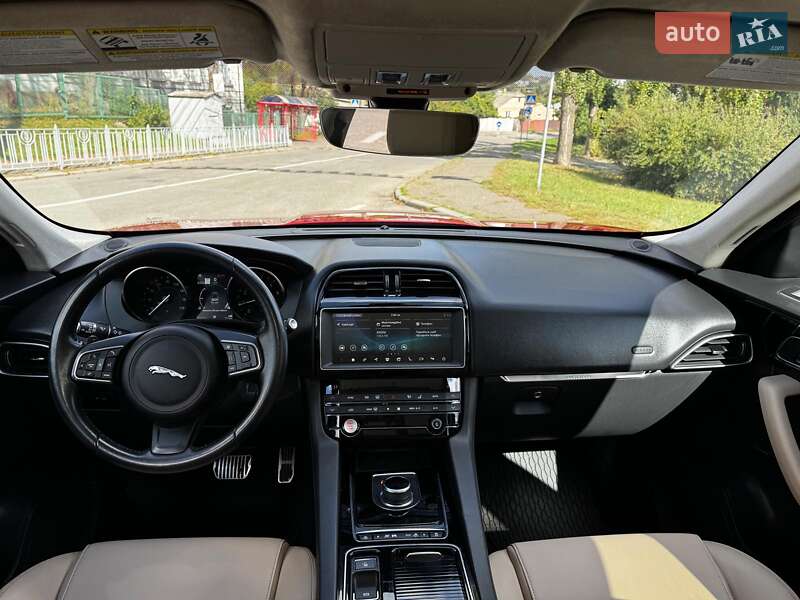 Позашляховик / Кросовер Jaguar F-Pace 2018 в Києві