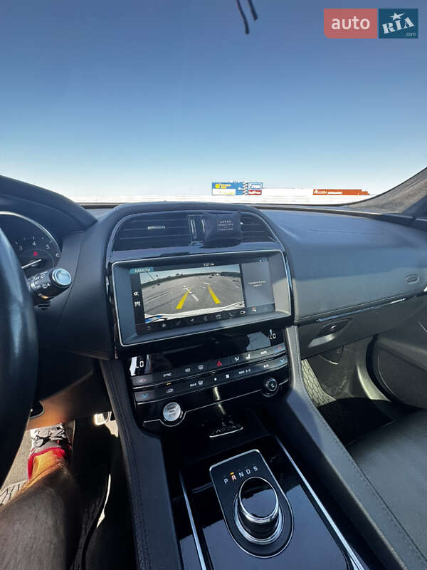 Внедорожник / Кроссовер Jaguar F-Pace 2018 в Львове