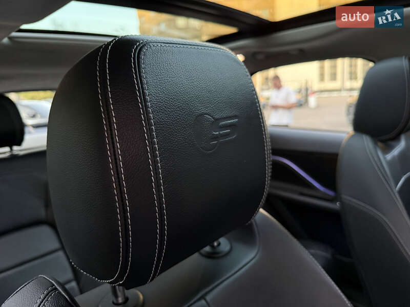 Позашляховик / Кросовер Jaguar F-Pace 2016 в Києві