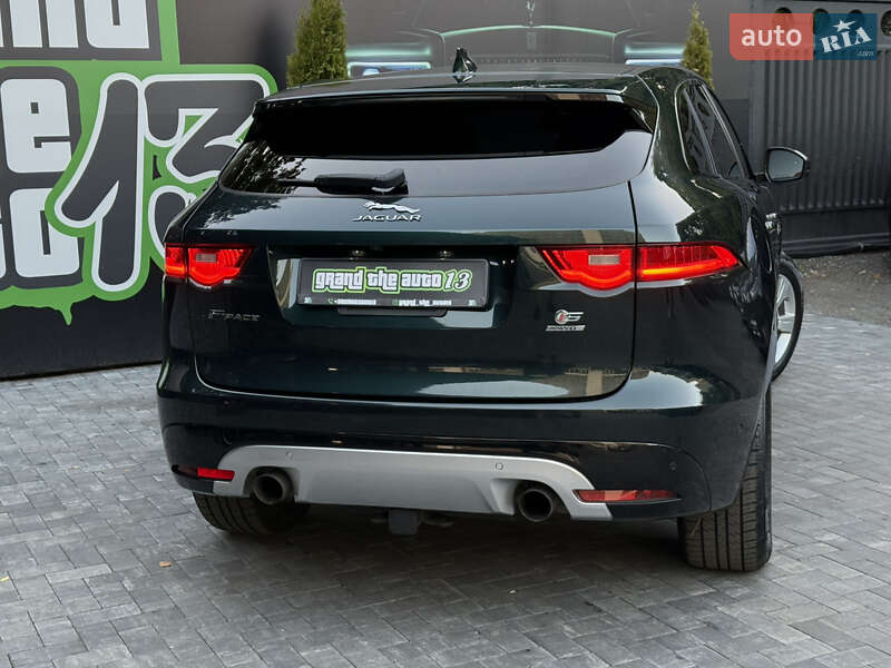 Позашляховик / Кросовер Jaguar F-Pace 2016 в Києві