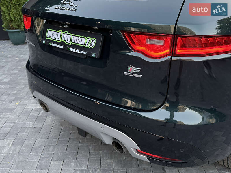 Позашляховик / Кросовер Jaguar F-Pace 2016 в Києві