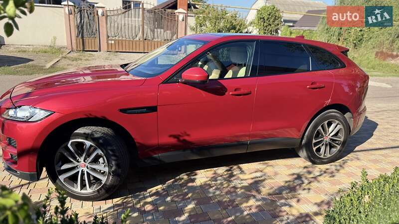 Позашляховик / Кросовер Jaguar F-Pace 2016 в Усатове