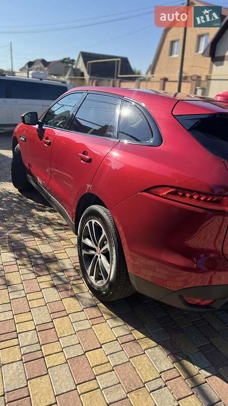 Позашляховик / Кросовер Jaguar F-Pace 2016 в Усатове