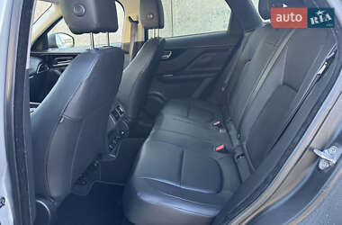 Позашляховик / Кросовер Jaguar F-Pace 2017 в 