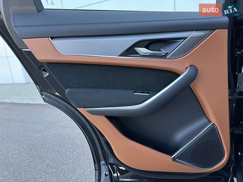 Позашляховик / Кросовер Jaguar F-Pace 2023 в Києві