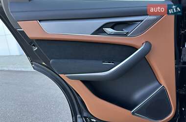 Внедорожник / Кроссовер Jaguar F-Pace 2023 в 