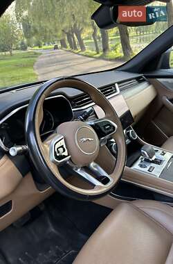 Позашляховик / Кросовер Jaguar F-Pace 2021 в 