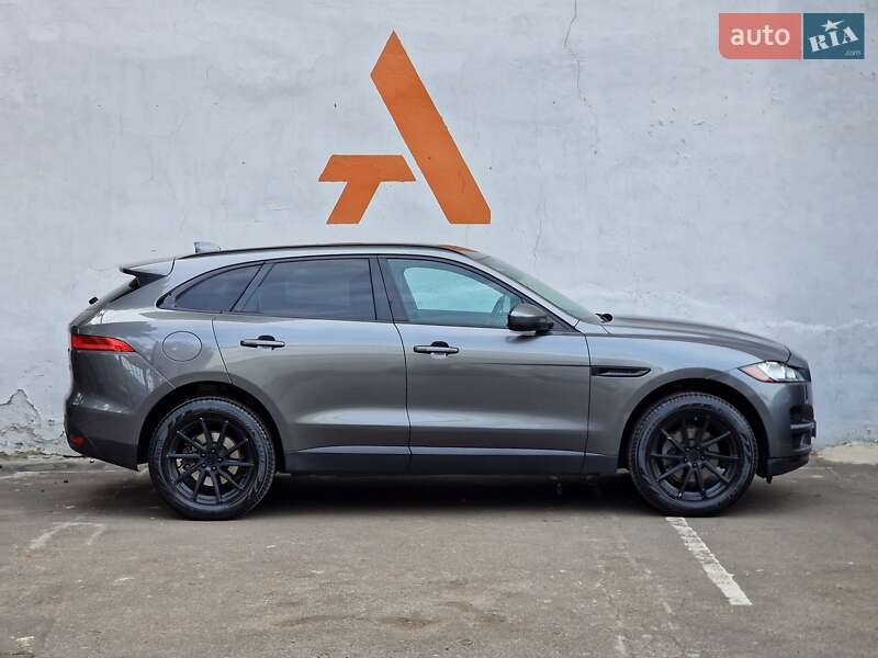 Внедорожник / Кроссовер Jaguar F-Pace 2016 в Одессе