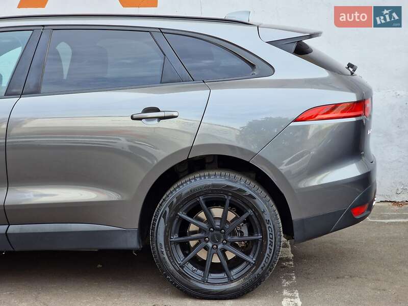 Внедорожник / Кроссовер Jaguar F-Pace 2016 в Одессе