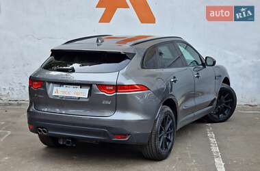 Позашляховик / Кросовер Jaguar F-Pace 2016 в 