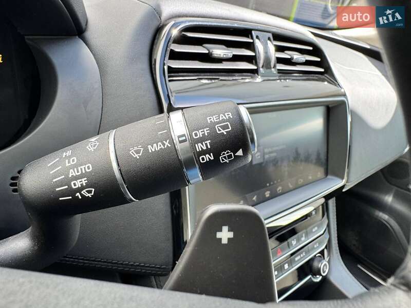 Позашляховик / Кросовер Jaguar F-Pace 2018 в Києві