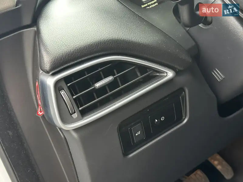 Jaguar F-Pace 2018 VIN SADCA2BN3JA284206 фото оголошення 56 з 103
