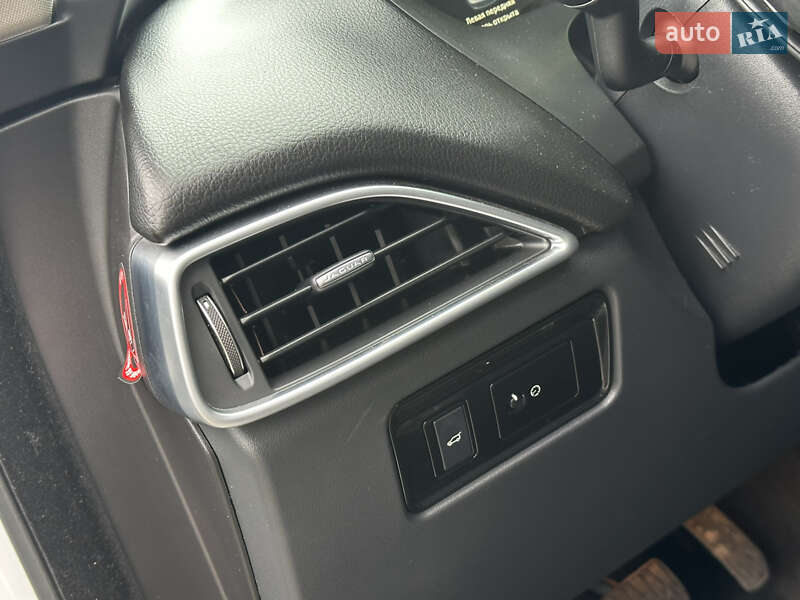 Внедорожник / Кроссовер Jaguar F-Pace 2018 в Одессе