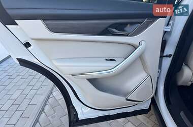 Позашляховик / Кросовер Jaguar F-Pace 2021 в 