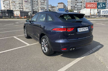 Позашляховик / Кросовер Jaguar F-Pace 2016 в 