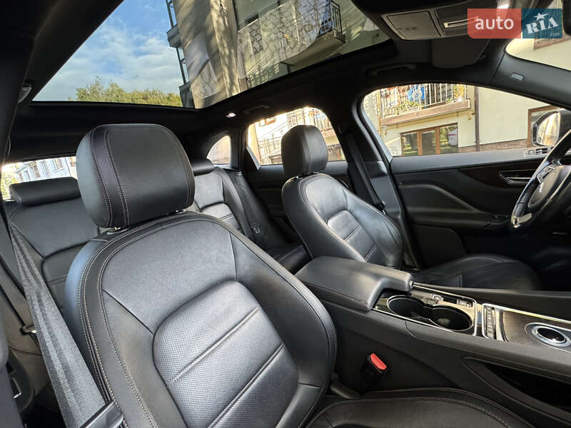 Внедорожник / Кроссовер Jaguar F-Pace 2016 в Львове