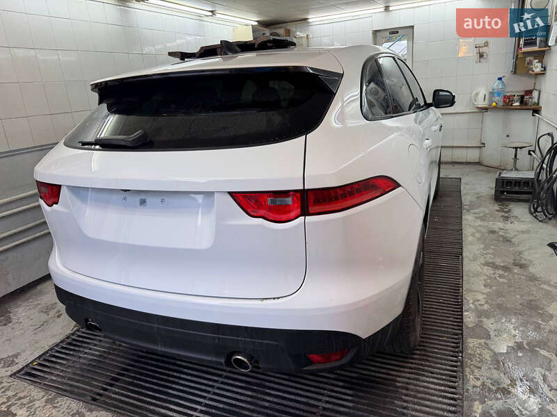 Позашляховик / Кросовер Jaguar F-Pace 2020 в Києві