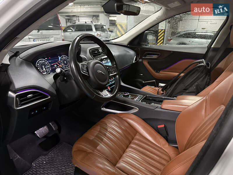 Внедорожник / Кроссовер Jaguar F-Pace 2018 в Киеве