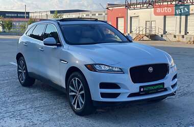 Позашляховик / Кросовер Jaguar F-Pace 2017 в 