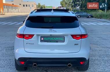 Позашляховик / Кросовер Jaguar F-Pace 2017 в 