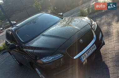 Внедорожник / Кроссовер Jaguar F-Pace 2018 в 