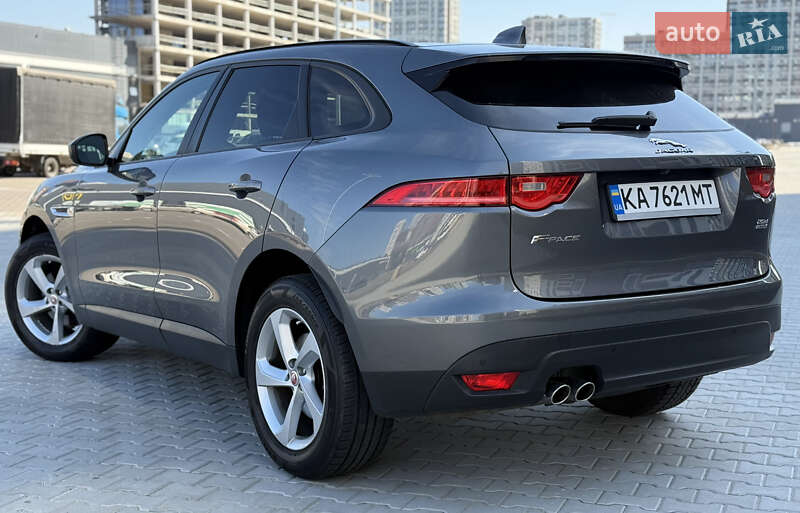 Внедорожник / Кроссовер Jaguar F-Pace 2017 в Киеве