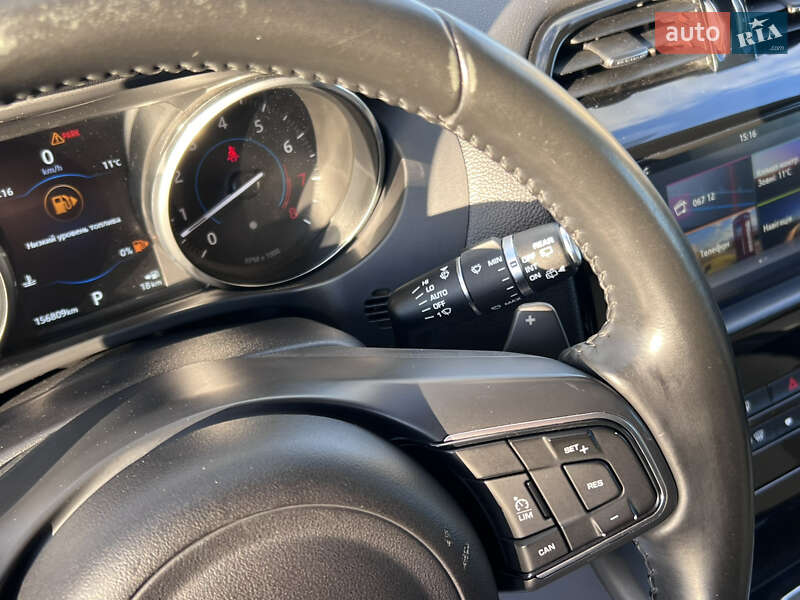 Позашляховик / Кросовер Jaguar F-Pace 2018 в Нововолинську