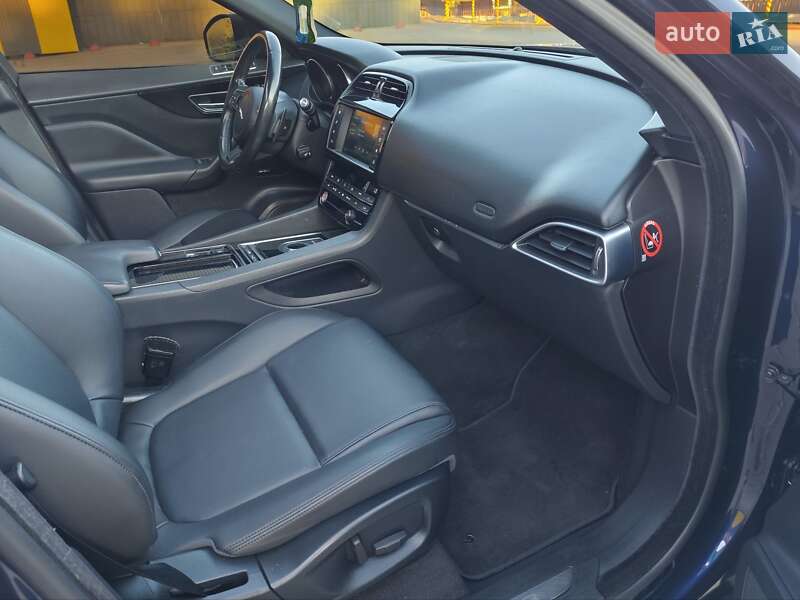 Внедорожник / Кроссовер Jaguar F-Pace 2018 в Львове фото 15 Внедорожник / Кроссовер Jaguar F-Pace 2018 в Львове