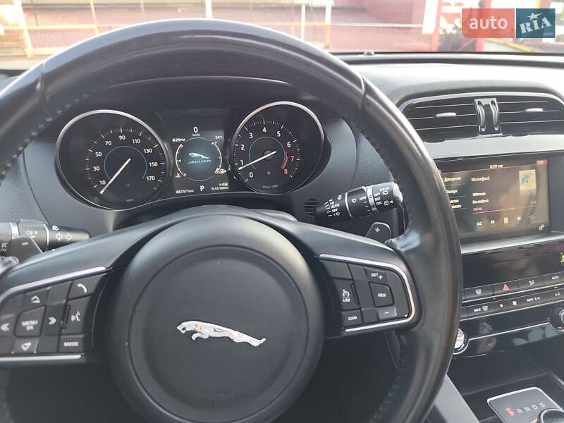 Внедорожник / Кроссовер Jaguar F-Pace 2018 в Львове фото 20 Внедорожник / Кроссовер Jaguar F-Pace 2018 в Львове