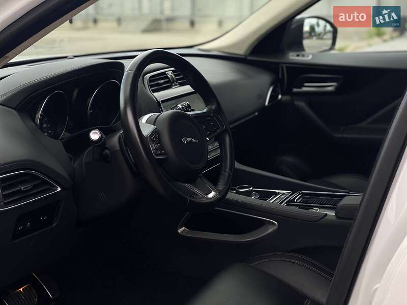Позашляховик / Кросовер Jaguar F-Pace 2018 в Києві фото 15 Позашляховик / Кросовер Jaguar F-Pace 2018 в Києві