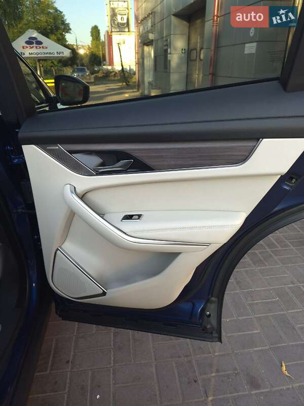 Позашляховик / Кросовер Jaguar F-Pace 2022 в Києві фото 13 Позашляховик / Кросовер Jaguar F-Pace 2022 в Києві