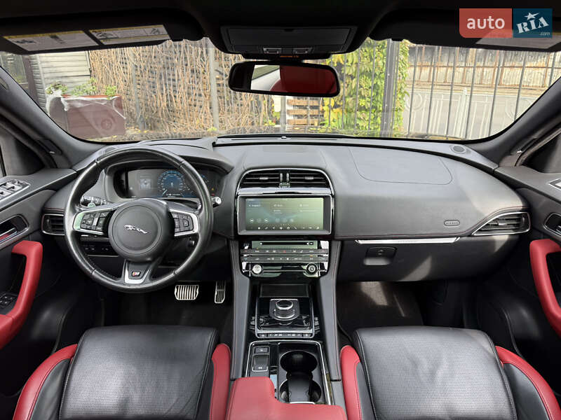 Внедорожник / Кроссовер Jaguar F-Pace 2017 в Киеве фото 17 Внедорожник / Кроссовер Jaguar F-Pace 2017 в Киеве