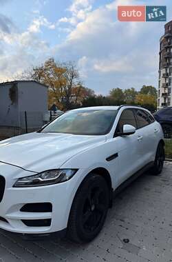 Позашляховик / Кросовер Jaguar F-Pace 2017 в Ужгороді