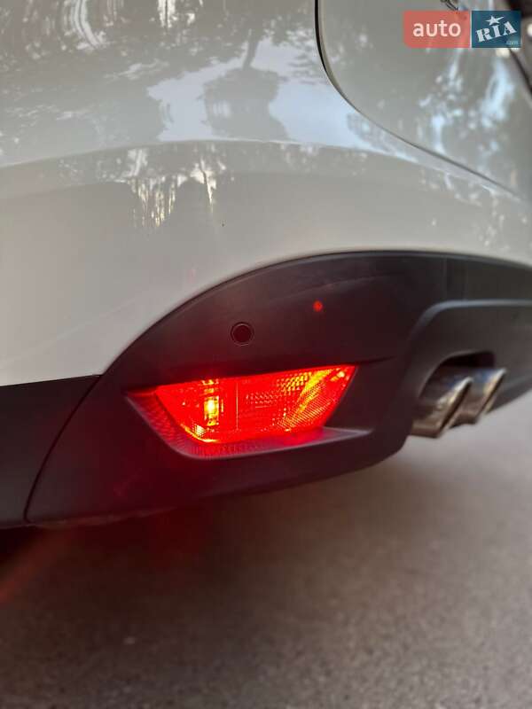 Позашляховик / Кросовер Jaguar F-Pace 2016 в Білогородці