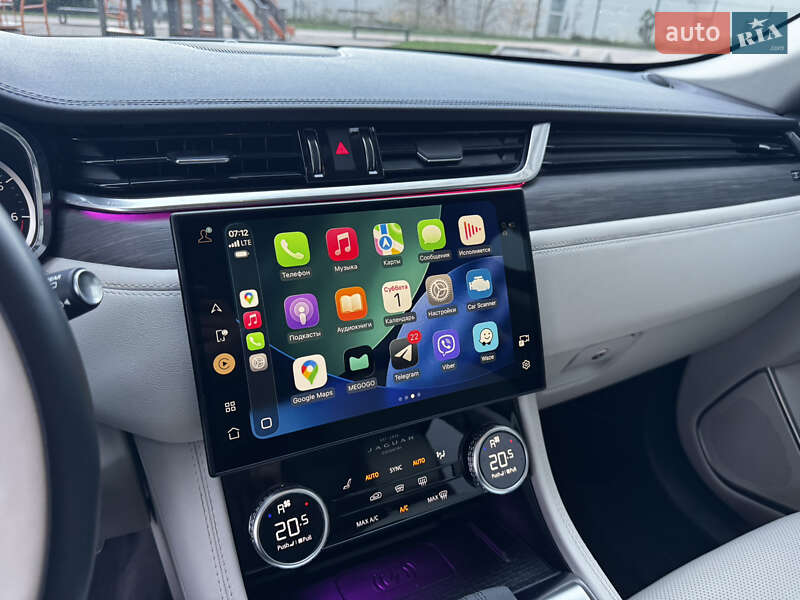 Внедорожник / Кроссовер Jaguar F-Pace 2022 в Киеве
