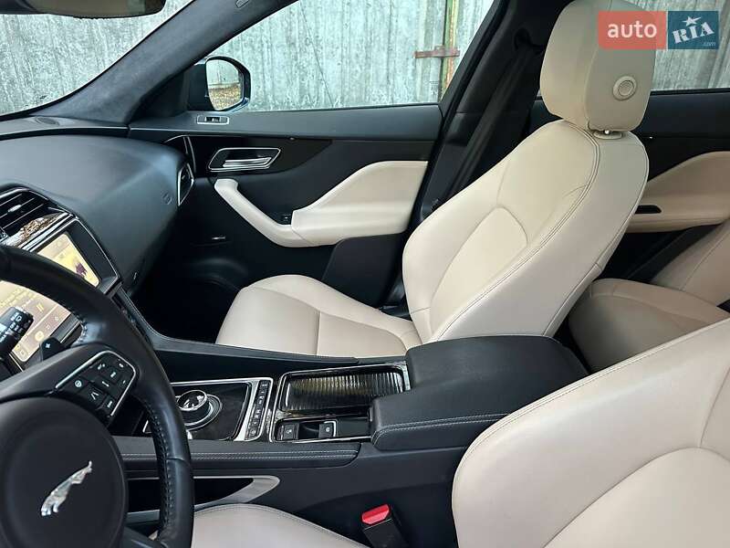 Внедорожник / Кроссовер Jaguar F-Pace 2018 в Киеве фото 13 Внедорожник / Кроссовер Jaguar F-Pace 2018 в Киеве