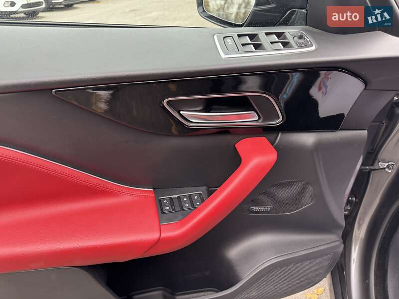 Внедорожник / Кроссовер Jaguar F-Pace 2019 в Днепре