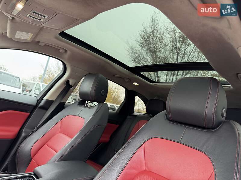 Внедорожник / Кроссовер Jaguar F-Pace 2019 в Днепре
