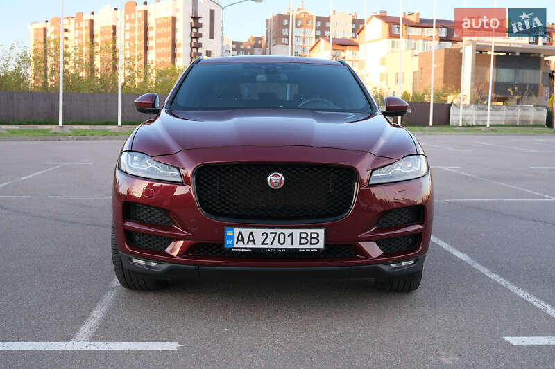 Внедорожник / Кроссовер Jaguar F-Pace 2016 в Киеве