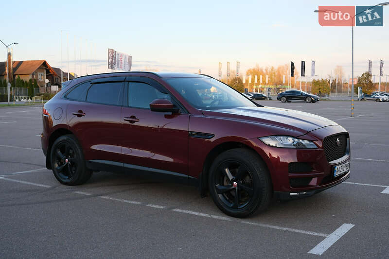 Внедорожник / Кроссовер Jaguar F-Pace 2016 в Киеве