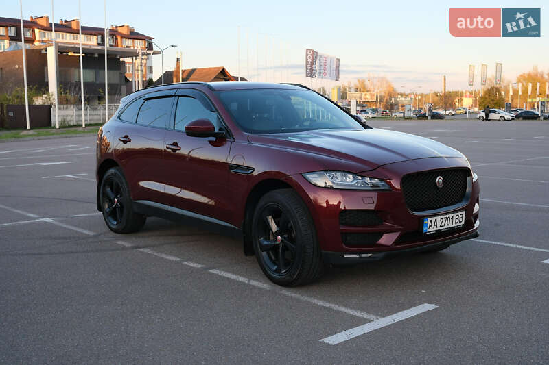 Внедорожник / Кроссовер Jaguar F-Pace 2016 в Киеве