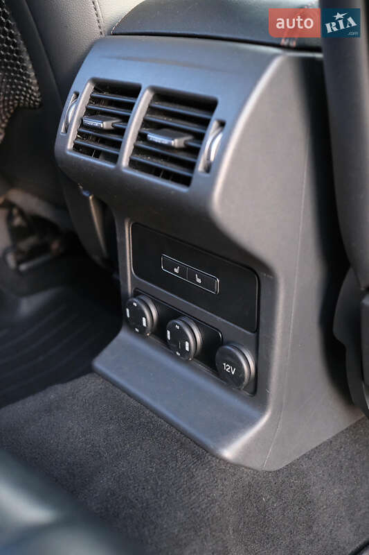 Внедорожник / Кроссовер Jaguar F-Pace 2016 в Киеве