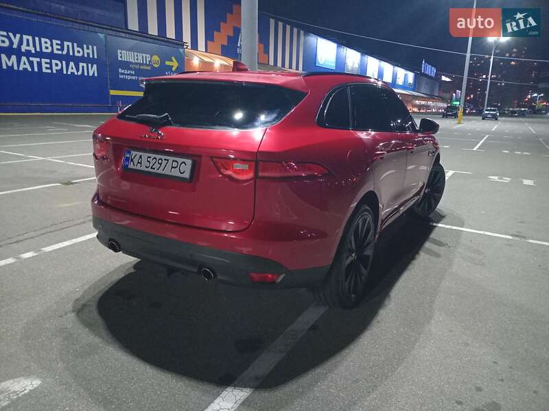 Позашляховик / Кросовер Jaguar F-Pace 2016 в Києві